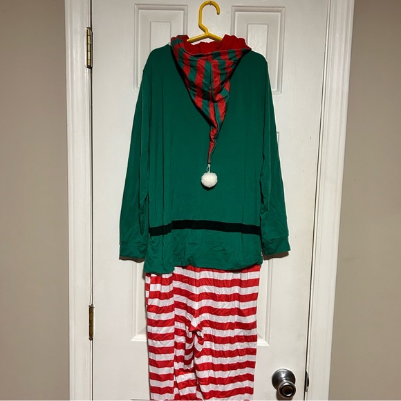 Christmas Elf Onesie Hooded Snap Front Red & Green | Unisex Age Size 11-12 - Picture 7 of 9